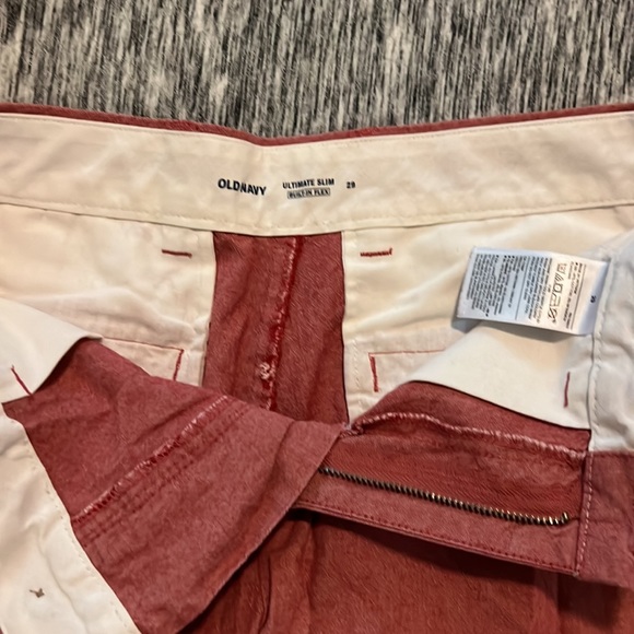 Red washed size 29 waist shorts! - Picture 3 of 3